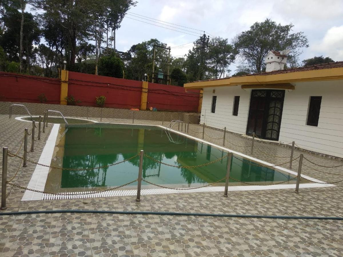 Wanders In Travel Company Hotel Madikeri Exterior foto