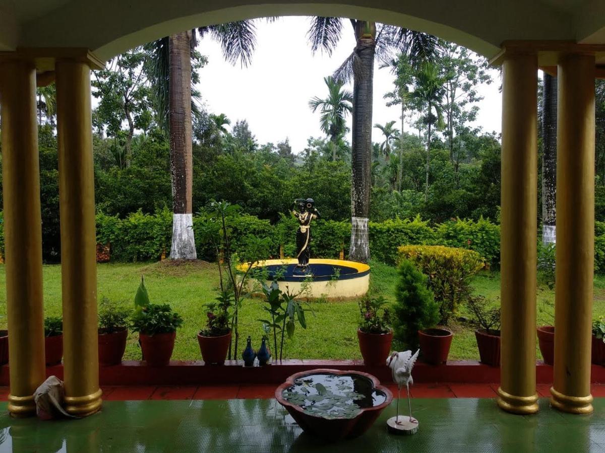Wanders In Travel Company Hotel Madikeri Exterior foto